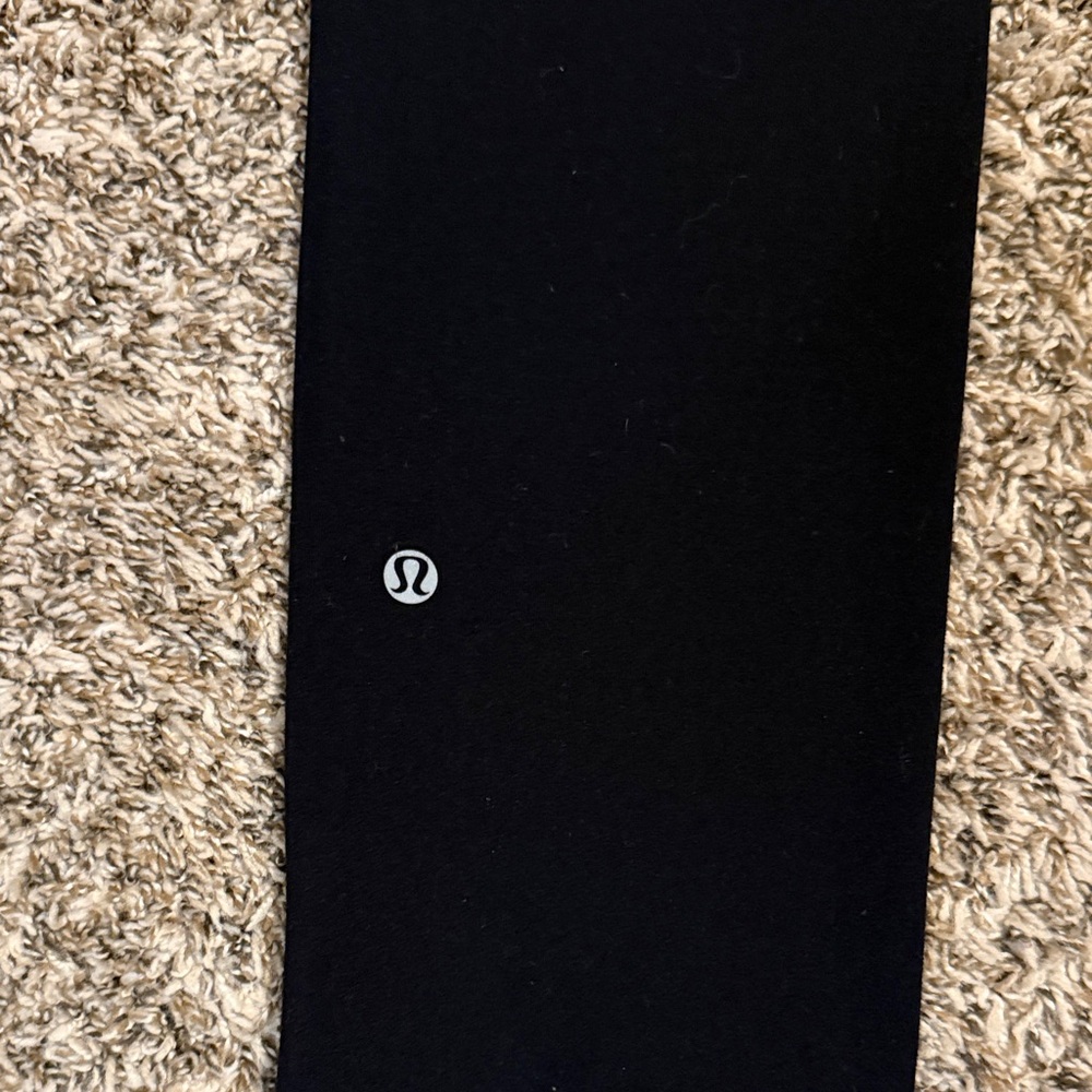 Lululemon Black Straight-Leg Pants SZ 8 - Picture 2 of 8